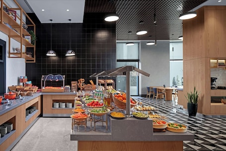 Daily buffet breakfast for a fee. Four Points By Sheraton Istanbul Pendik