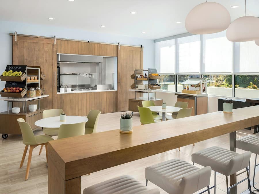 Free daily cooked-to-order breakfast