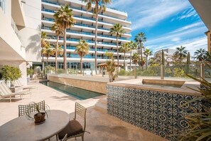 Pool - Medano Getaway: Ocean Views and Steps from the Beach (Cabo San Lucas)
