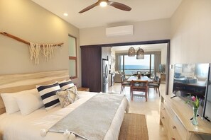 3 bedrooms, iron/ironing board, WiFi, bed sheets - Beachfront Surf Sanctuary at Soleado (San José del Cabo)