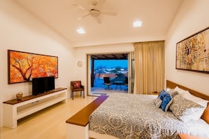 5 bedrooms, iron/ironing board, WiFi, bed sheets