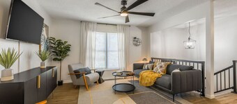 Spacious 4BR World Cup Home Private Garage