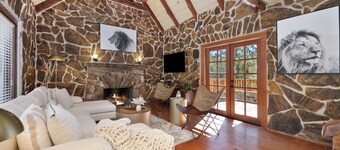 Lester Cabin 5min to Downtown Auburn 20min to Roseville next to Mountain Biking 