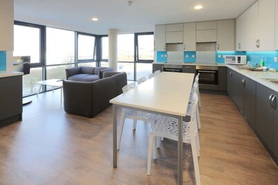 Student Only Riverside Way