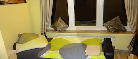 3 Schlafzimmer, Bügeleisen/Bügelbrett, WLAN, Bettwäsche