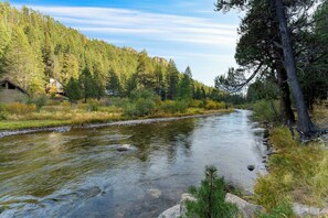 House (3 Bedrooms) | Interior - Riversong Lodge by Avantstay Sauna + Hot Tub On The Truckee River (Truckee)