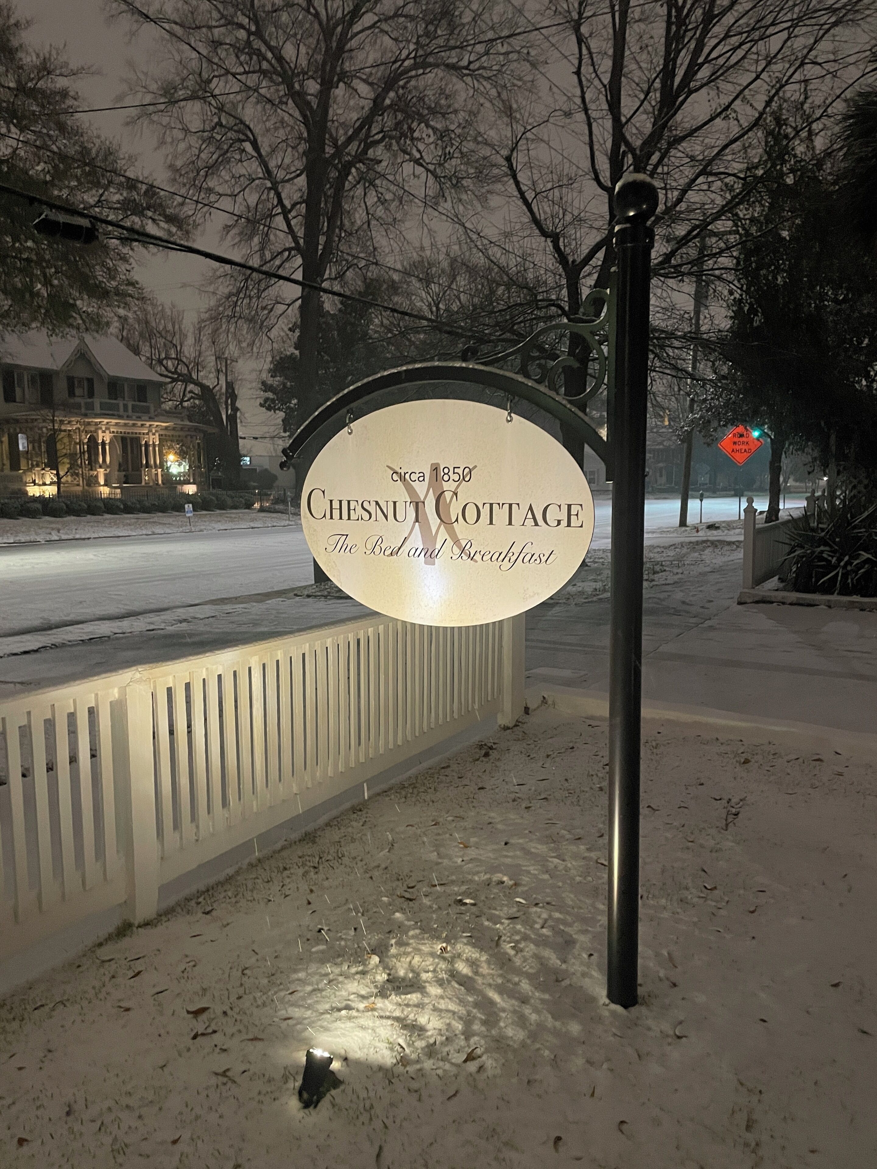 Vista frontal de la propiedad