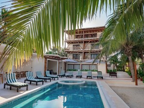 Front of property - Beachfront Hotel Boutique DK (Isla Holbox)