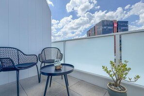 Terrace/patio - The Aspiring Apartment (Hamilton)