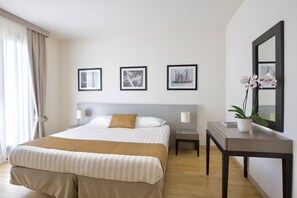 1 室のベッドルーム、セーフティボックス (室内)、旅行用ベビーベッド、WiFi