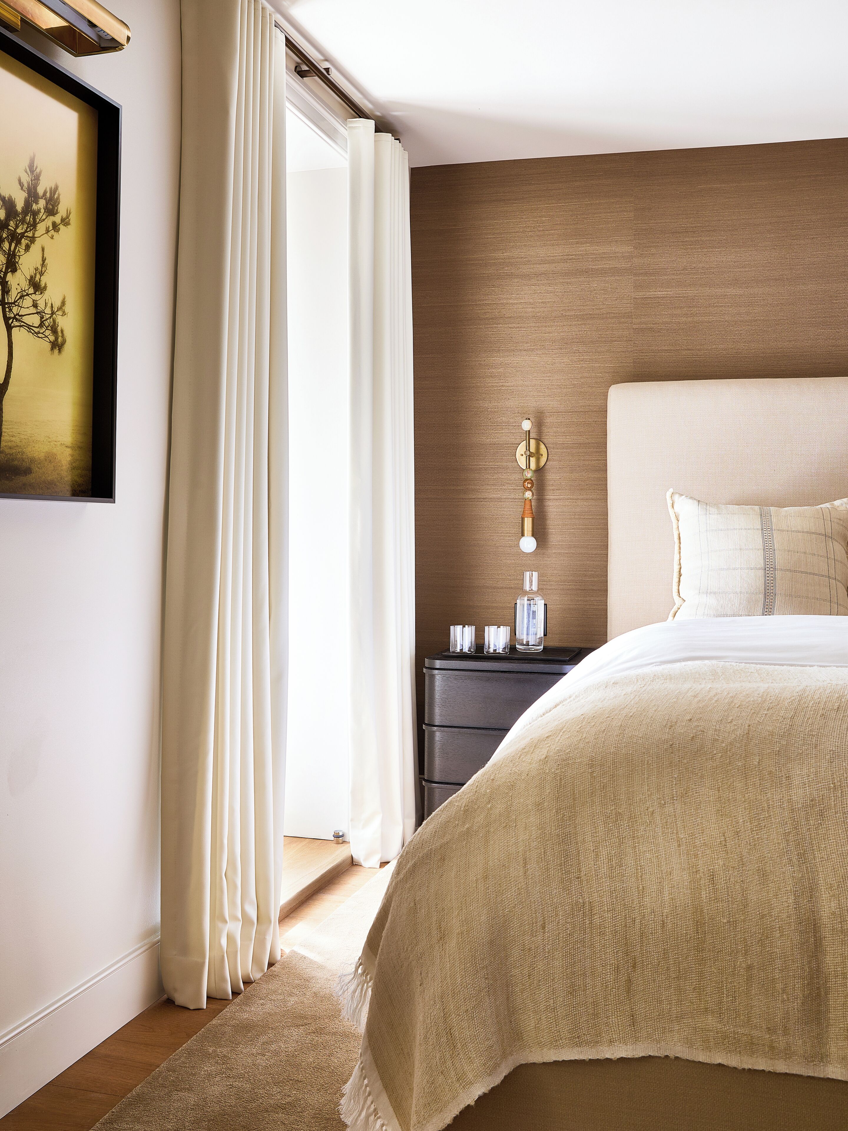 Minibar, in-room safe, blackout curtains, free WiFi