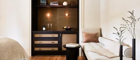 Deluxe Double Room, 1 King Bed