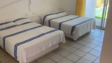 Bungalow | 1 habitación, tabla de planchar con plancha, wifi gratis y ropa de cama