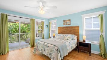 3 bedrooms, iron/ironing board, travel crib, free WiFi