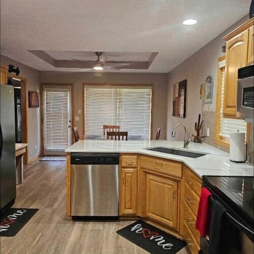 Charming 2-bedroom house in lovely Omaha with AC, WiFi.