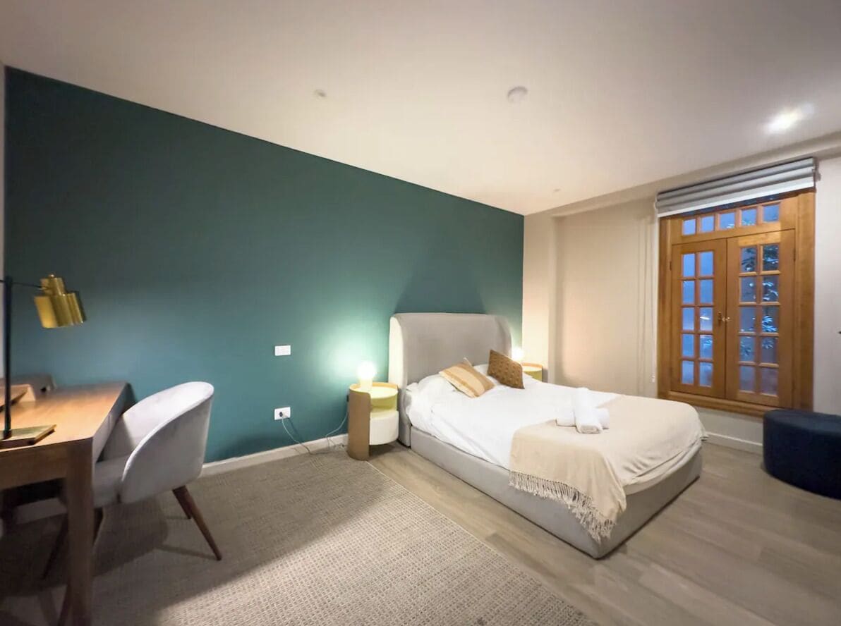 Apartamento Deluxe, 1 cama de matrimonio con sofá cama, baño privado (4) | Egyptiska bomullslakan, sängtillbehör av högsta kvalitet och duntäcken