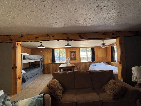 2 chambres, Wi-Fi, draps fournis