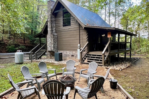 Fire pit with plenty of seating