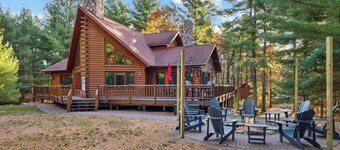 Castle Rock Lake-Games-Bar-Fireplaces & Fire Pits