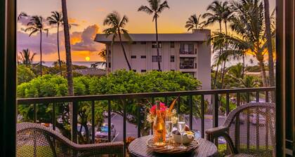 Sunlit Condo Moments from Kamaole Beach Parks