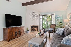 TV connectée, cheminée