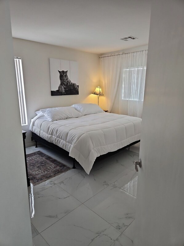 2 bedrooms, iron/ironing board, free WiFi, bed sheets