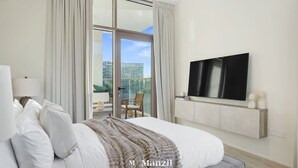 Apartment | 2 bedrooms - Stylish 2BR With Canal Burj View Near Dubai Mall (Dubai)
