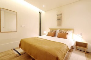1 bedroom, iron/ironing board, travel crib, WiFi - HM - Ribeira São João Apartment - 2E (Porto)