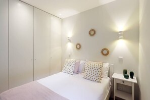 1 bedroom, iron/ironing board, travel crib, WiFi