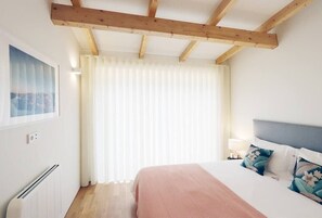 1 soverom, strykejern/-brett, reiseseng for barn og wi-fi