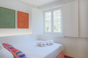 2 bedrooms, iron/ironing board, WiFi, bed sheets - HM - Ribeira Historical Apartment (Porto)