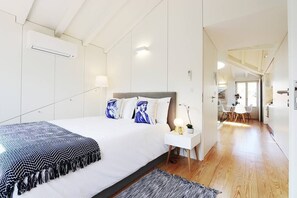 1 dormitorio, tabla de planchar con plancha, cuna de viaje y wifi