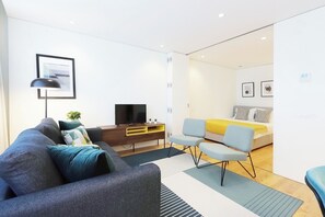 1 slaapkamer, een strijkplank/strijkijzer, wifi, beddengoed