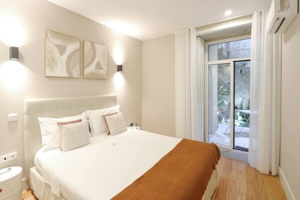 2 chambres, fer et planche à repasser, lit parapluie, Wi-Fi