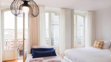 Bügeleisen/Bügelbrett, WLAN, Bettwäsche