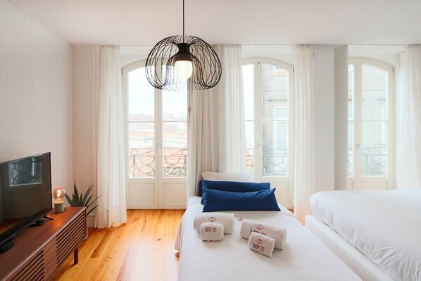 Fer et planche à repasser, Wi-Fi, draps fournis