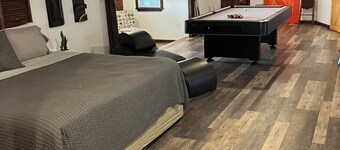 Love Cabin in amazing Arcadia
A couple's destination