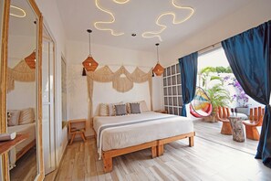 컴포트룸, 킹사이즈침대 1개 및 소파베드, 마당 전망 | 무료 WiFi