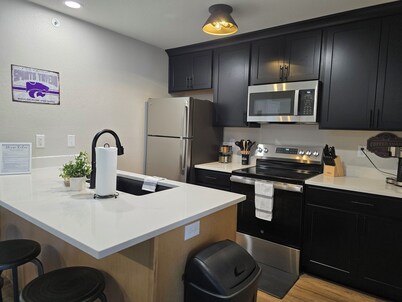 Cozy 3-bedroom Condo at Stadium Place