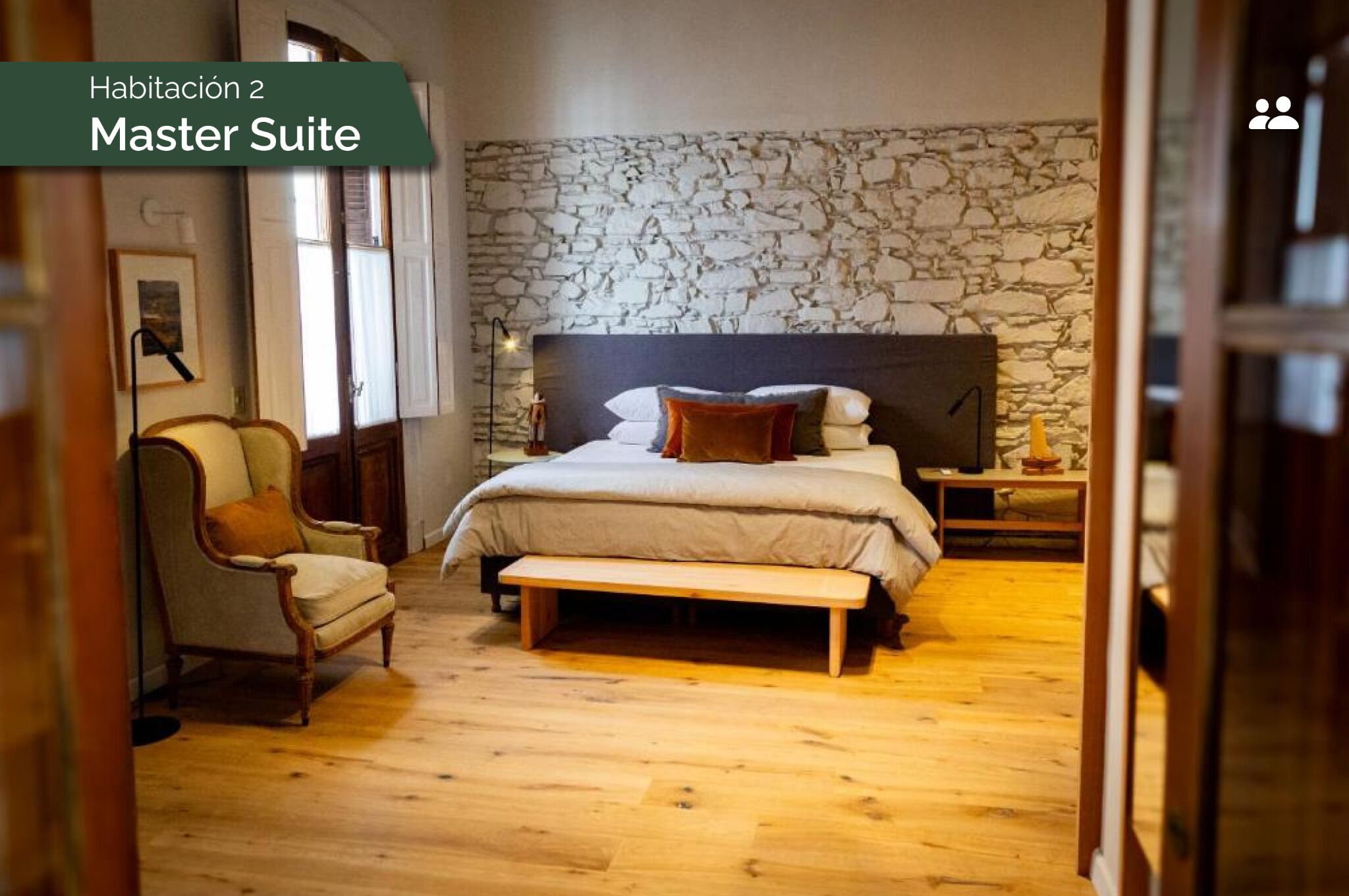 Suíte superluxo | Cofres nos quartos, individualmente decorados