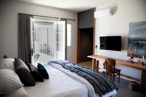 Junior Room