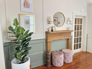 Interior - NEW NEW NEW Precious Cottage in Historic Downtown (Natchez)
