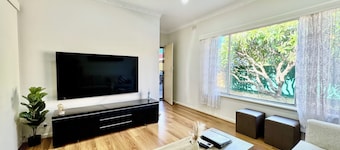 CozyDuo @ Ashford –10 Mins to CBD