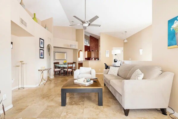 Smart TV, fireplace, printers - Super Central Scottsdale Location, 2-Bedroom 2-Bath 2 Balcony, Cozy Corner Condo (Scottsdale)