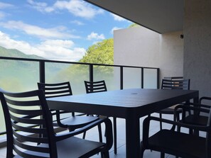 Outdoor dining - Rakuten STAY TERRACE Hakone Kowakudani C 2 queen beds  1 king bed / Ashigarashimo-gun Kanagawa (Ashigarashimo-gun)