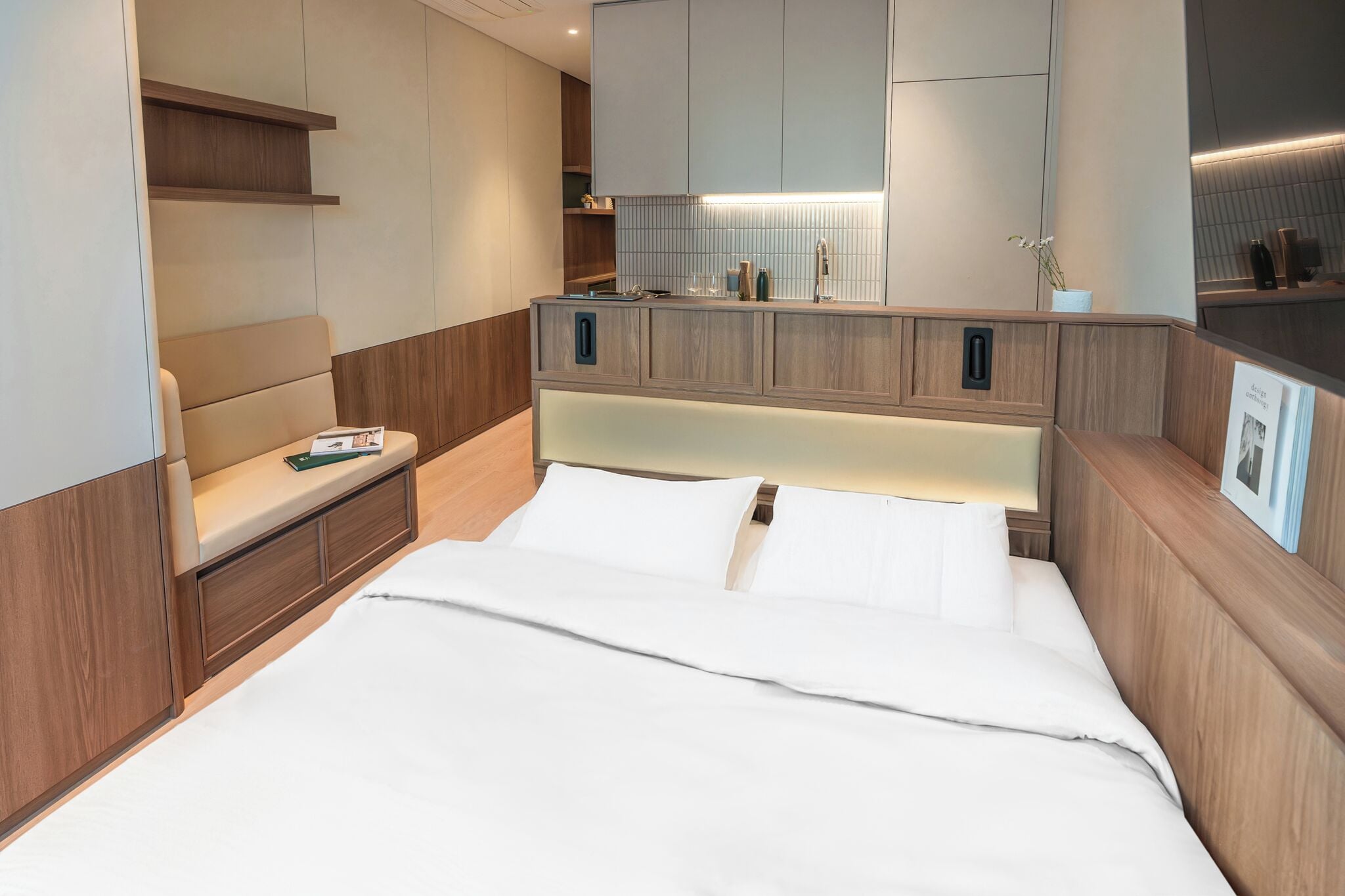 特級雙人房, 1 張標準雙人床, 非吸煙房, 小廚 | 書桌、隔音、免費 Wi-Fi、床單