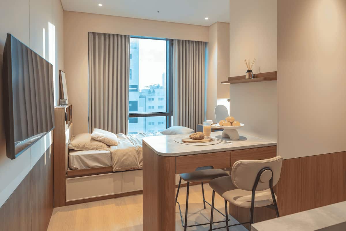 Single Room, Non Smoking, Kitchenette | Desk, soundproofing, free WiFi, bed sheets