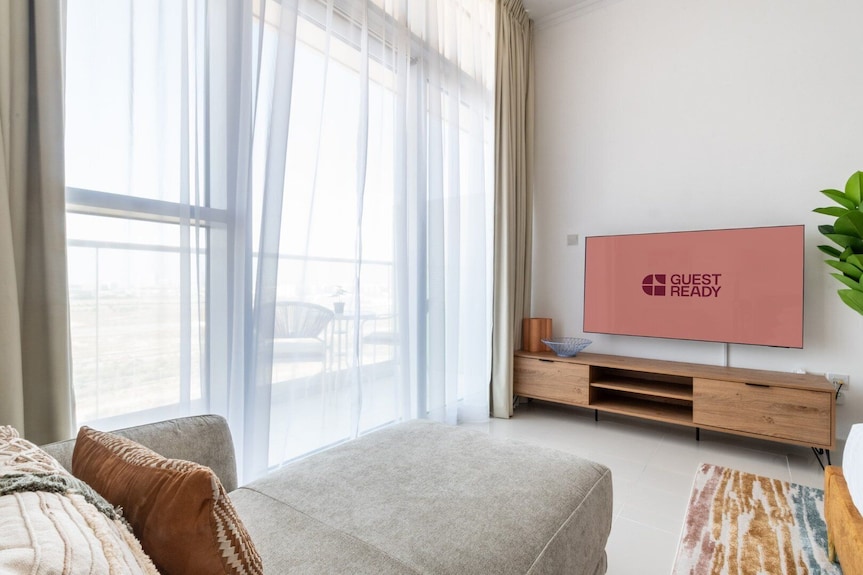 Guestready - Elegant Retreat At Damac Hills - Dubai