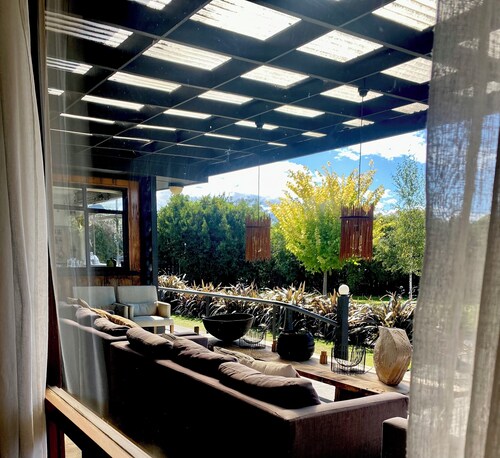 Midcentury Magic in Marlborough