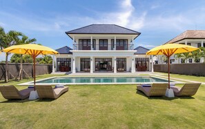 Front of property - Villa Besakih (Canggu)